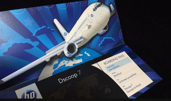 FOLD of the WEEK: Personalized Luggage Looking Mailer